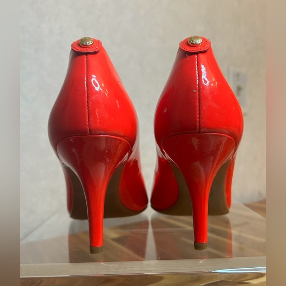 MICHAEL Michael Kors Coral Reef Flex Mid Pointed Toe Pumps Patent Leather Shiny - Picture 5 of 10